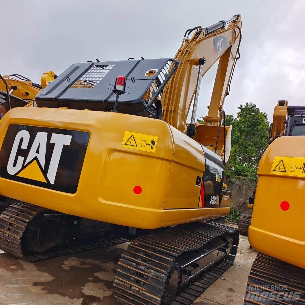 CAT 320 D Vikšriniai ekskavatoriai
