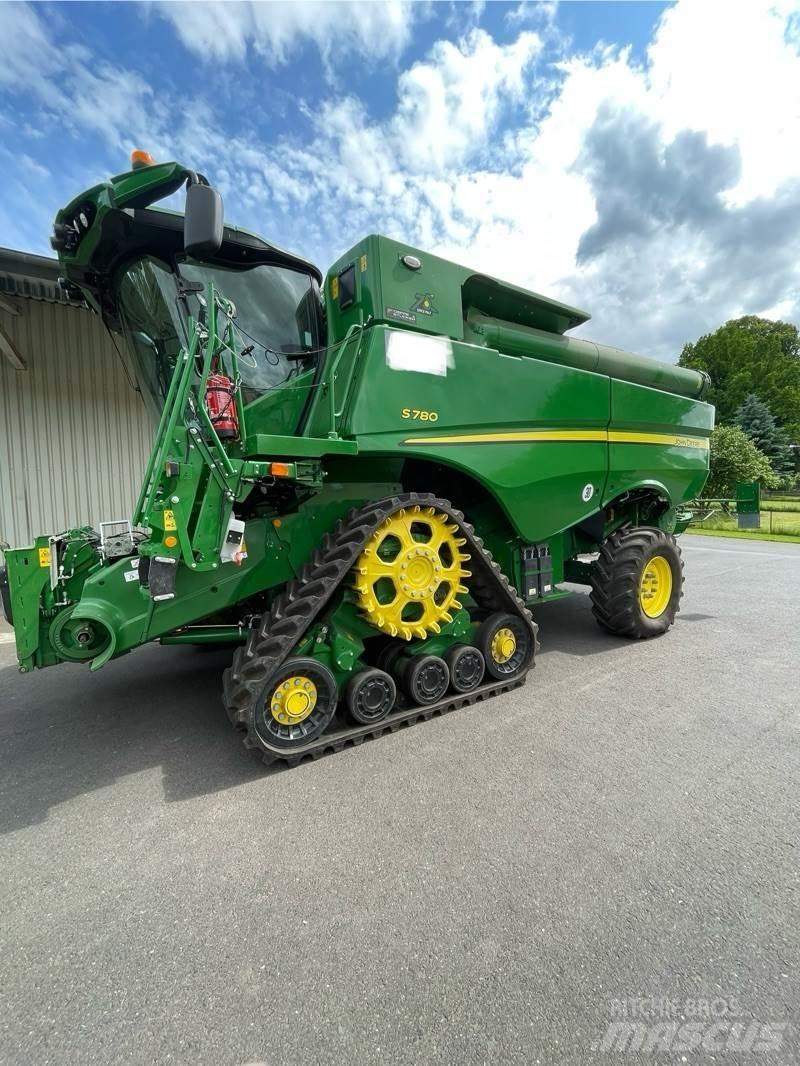 John Deere S780i Derliaus nuėmimo kombainai