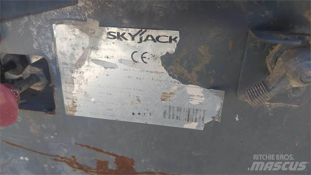 SkyJack SJIII4620 Žirkliniai keltuvai