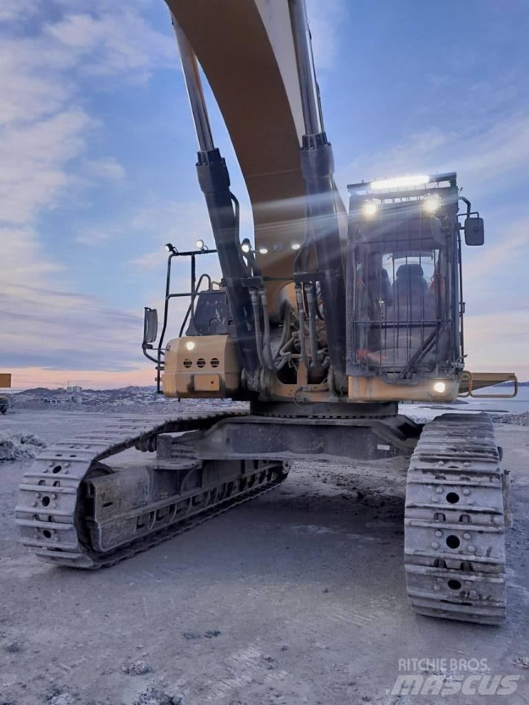 CAT 395 Vikšriniai ekskavatoriai