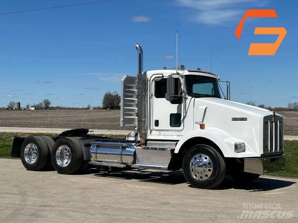Kenworth T800 Naudoti vilkikai