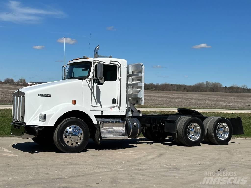 Kenworth T800 Naudoti vilkikai