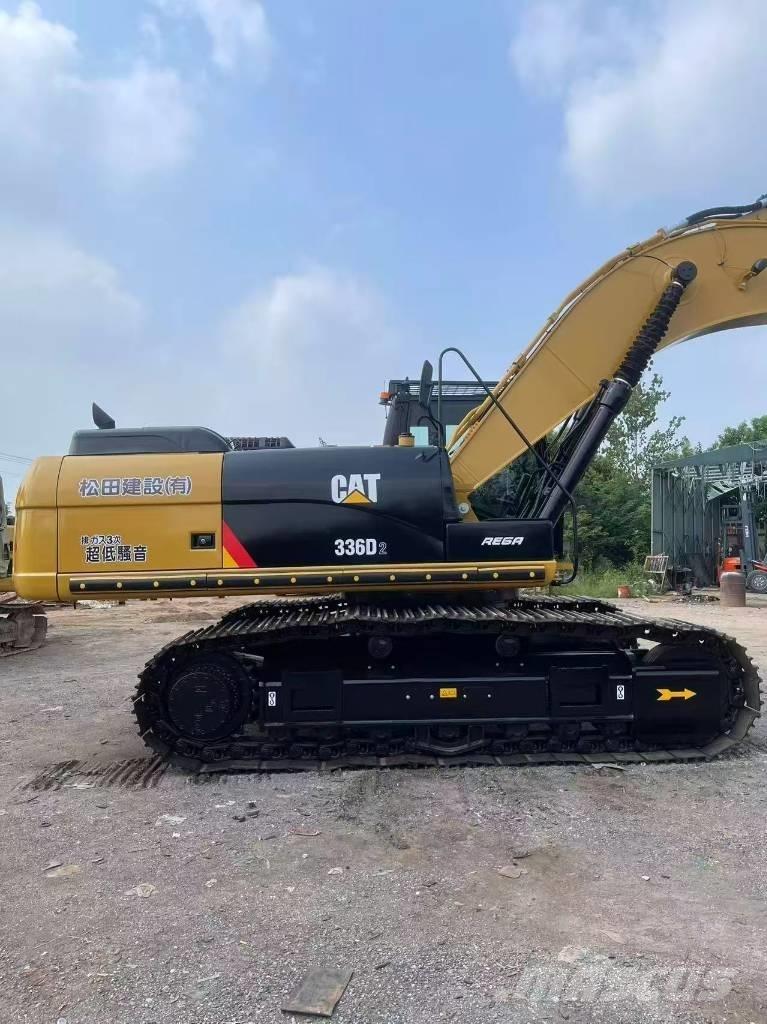 CAT 336D2 Vikšriniai ekskavatoriai