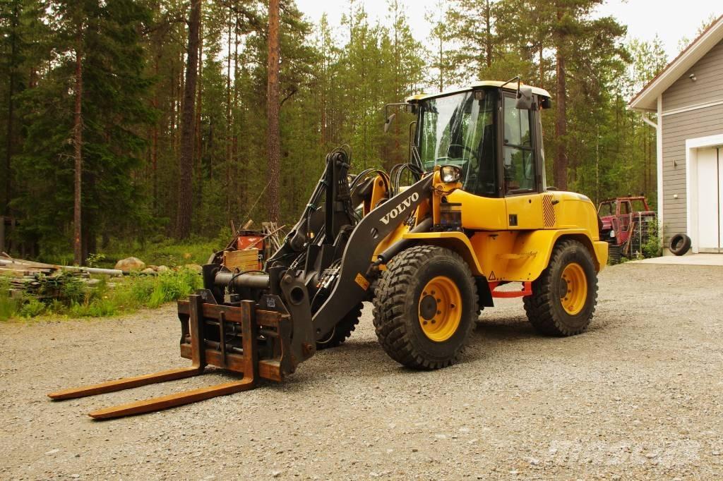 Volvo L 35 G Naudoti ratiniai krautuvai