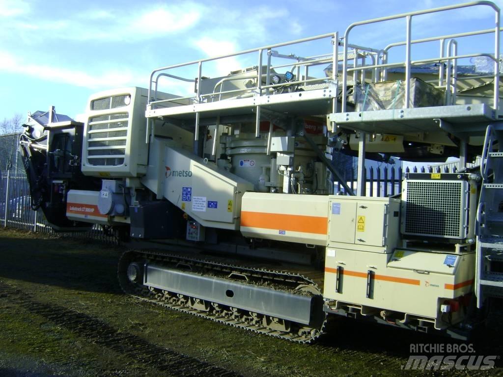 Metso LT 300 HP Mobilūs smulkintuvai
