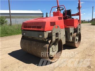 Bomag BW 138 AD Porinių būgnų volai
