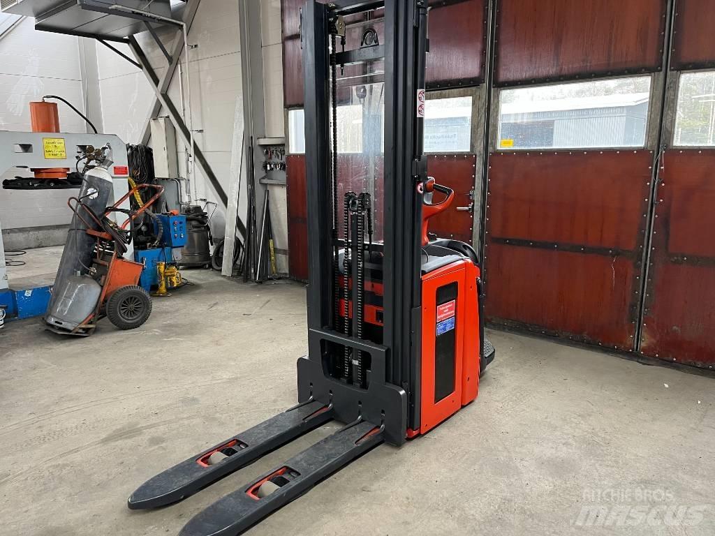 Linde L14AP Savaeigiai rietuvai
