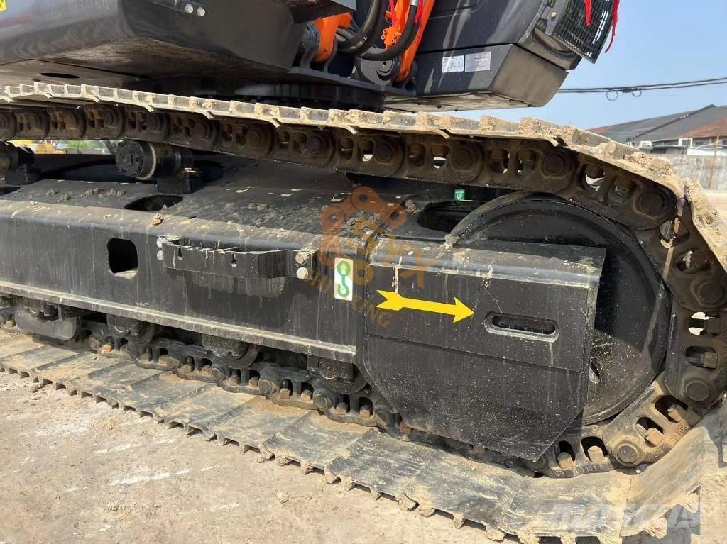 Hitachi ZX 200-3G Vikšriniai ekskavatoriai