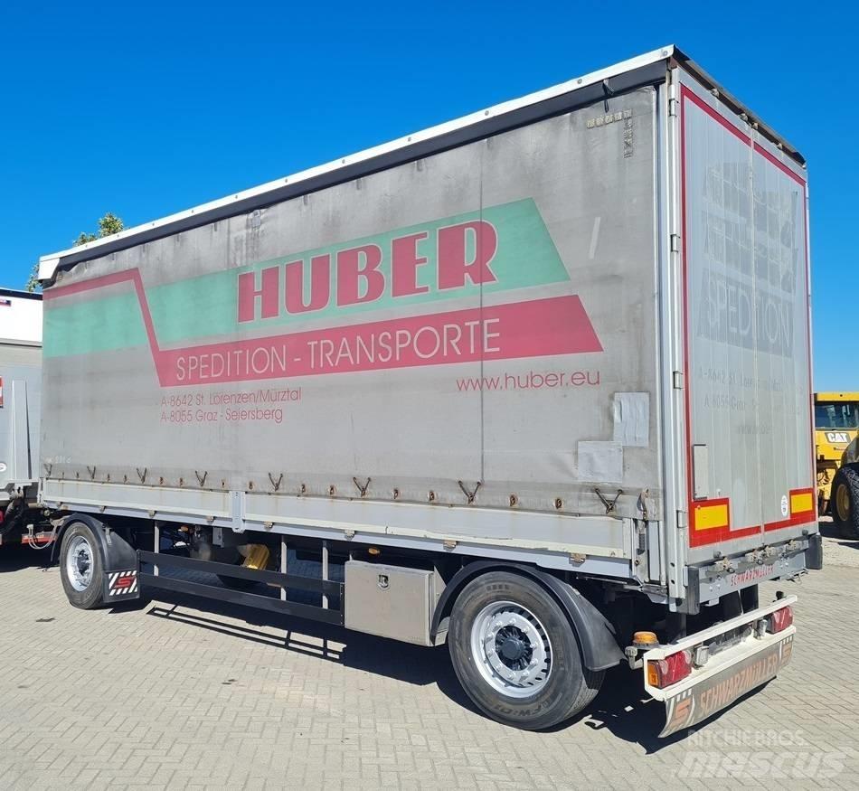 Schwarzmüller 7.4m Priekabos su tentu