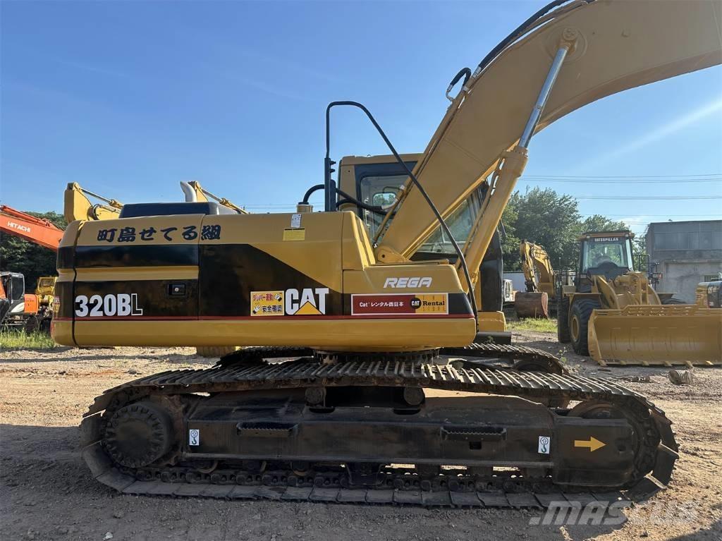 CAT 320 B Vikšriniai ekskavatoriai