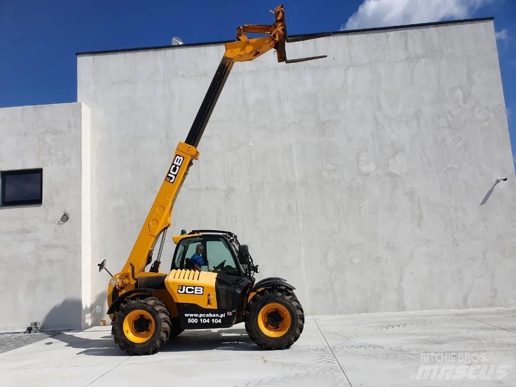 JCB 531-70 - BC25 Teleskopiniai krautuvai