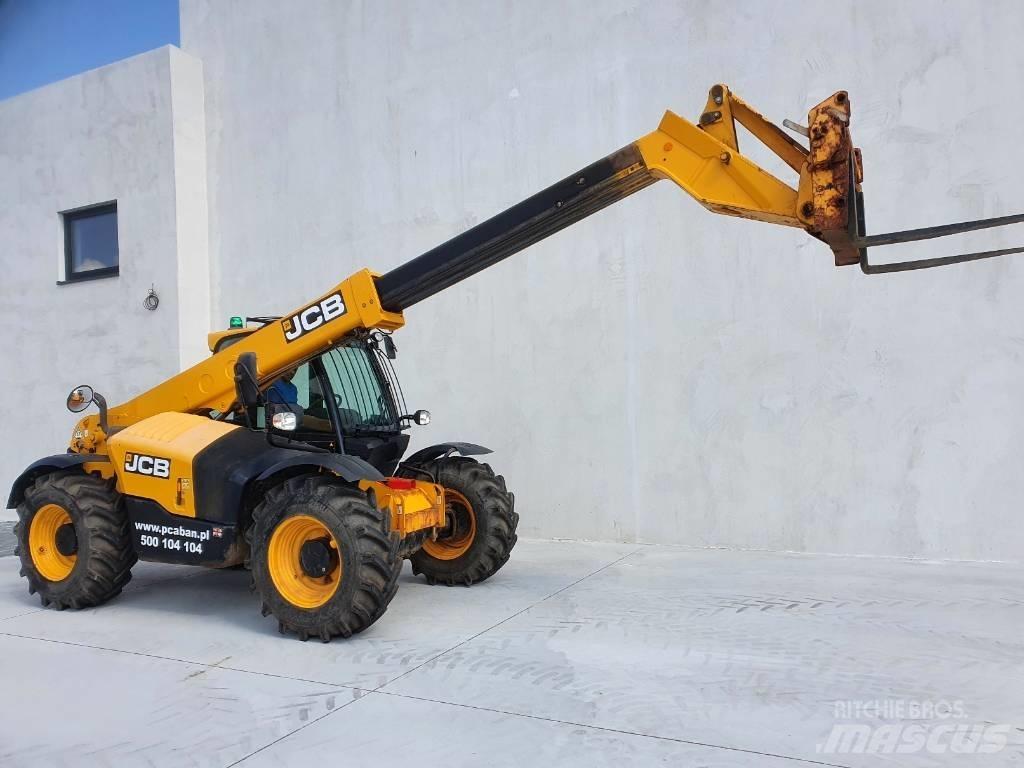 JCB 531-70 - BC25 Teleskopiniai krautuvai
