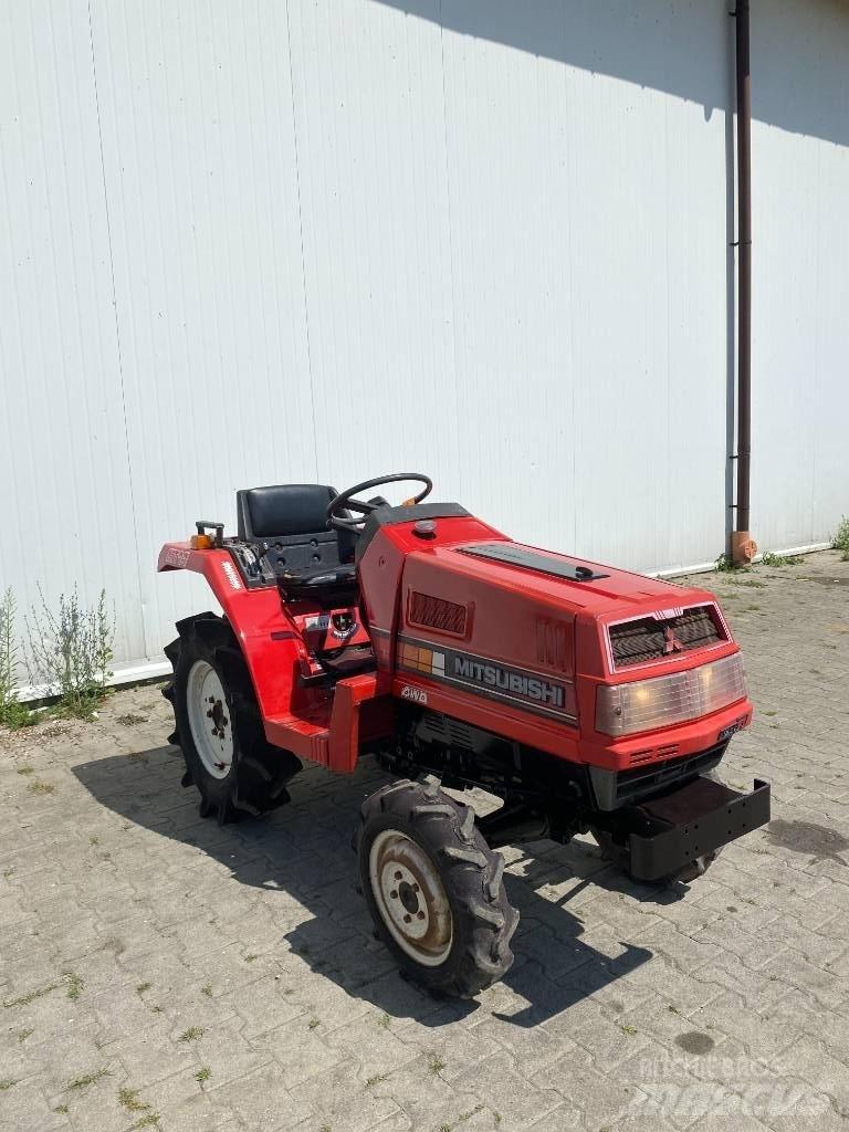 Mitsubishi MT 14 Naudoti kompaktiški traktoriai