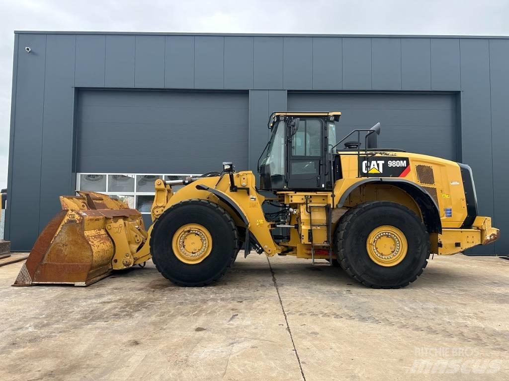 CAT 980 M Naudoti ratiniai krautuvai