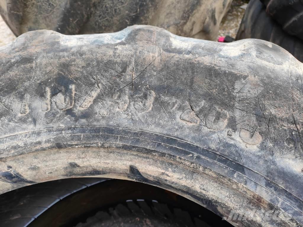 Nokian 710/45-26.5 Padangos, ratai ir ratlankiai
