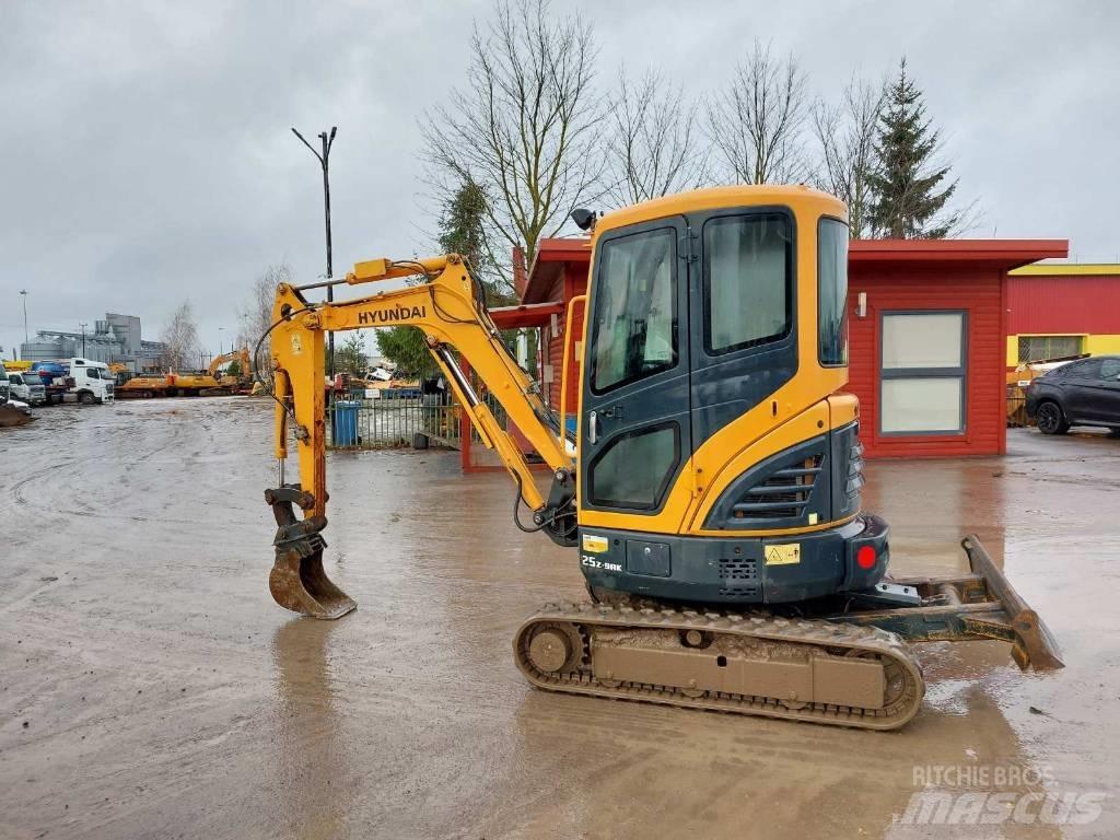 Hyundai R25Z-9AK Mini ekskavatoriai < 7 t
