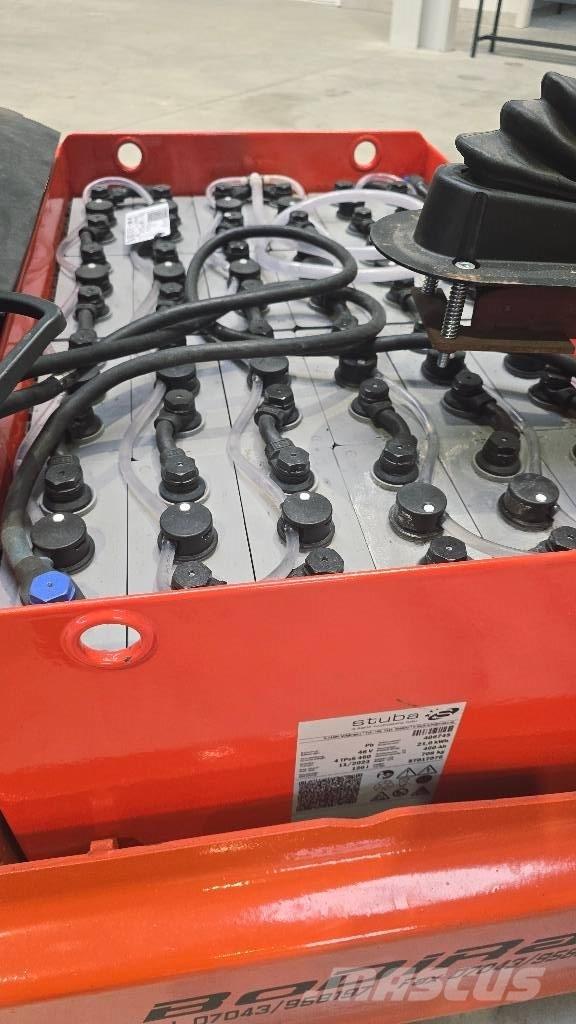 Linde E 14-02 Elektriniai šakiniai krautuvai