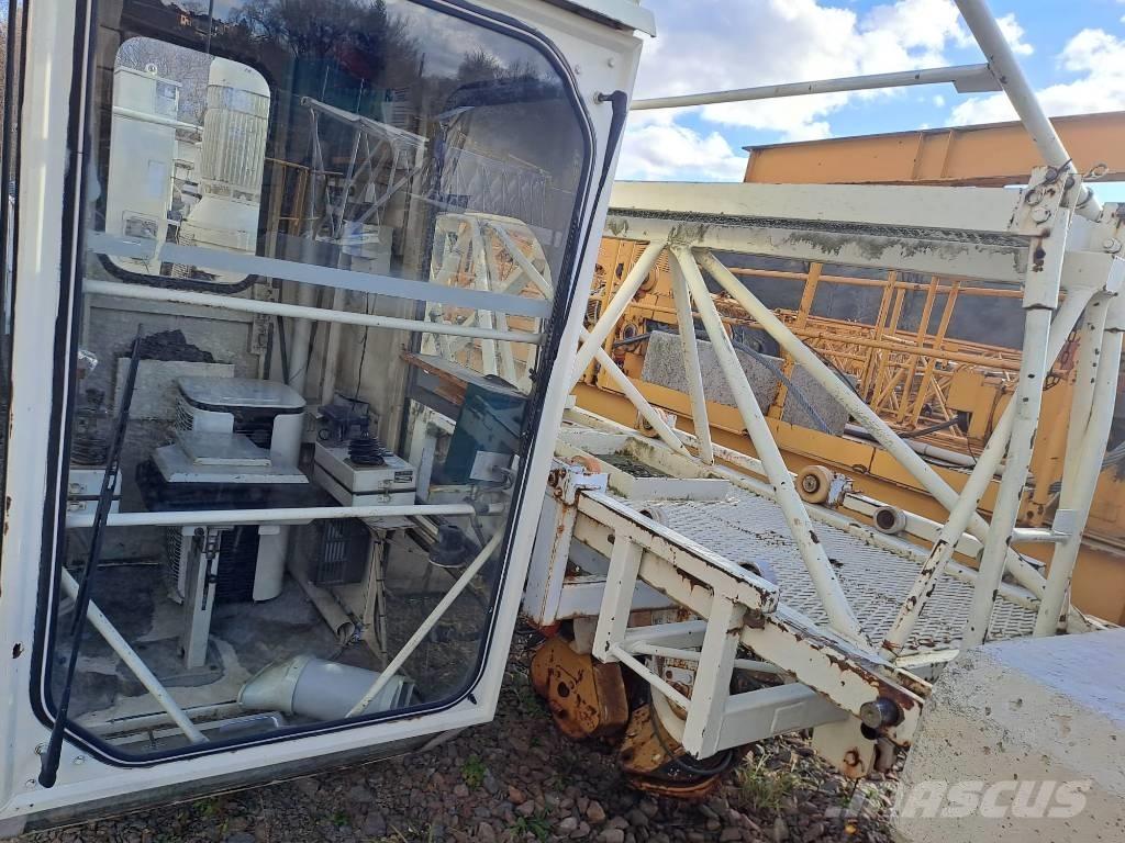 Liebherr 71 EC Bokštiniai kranai