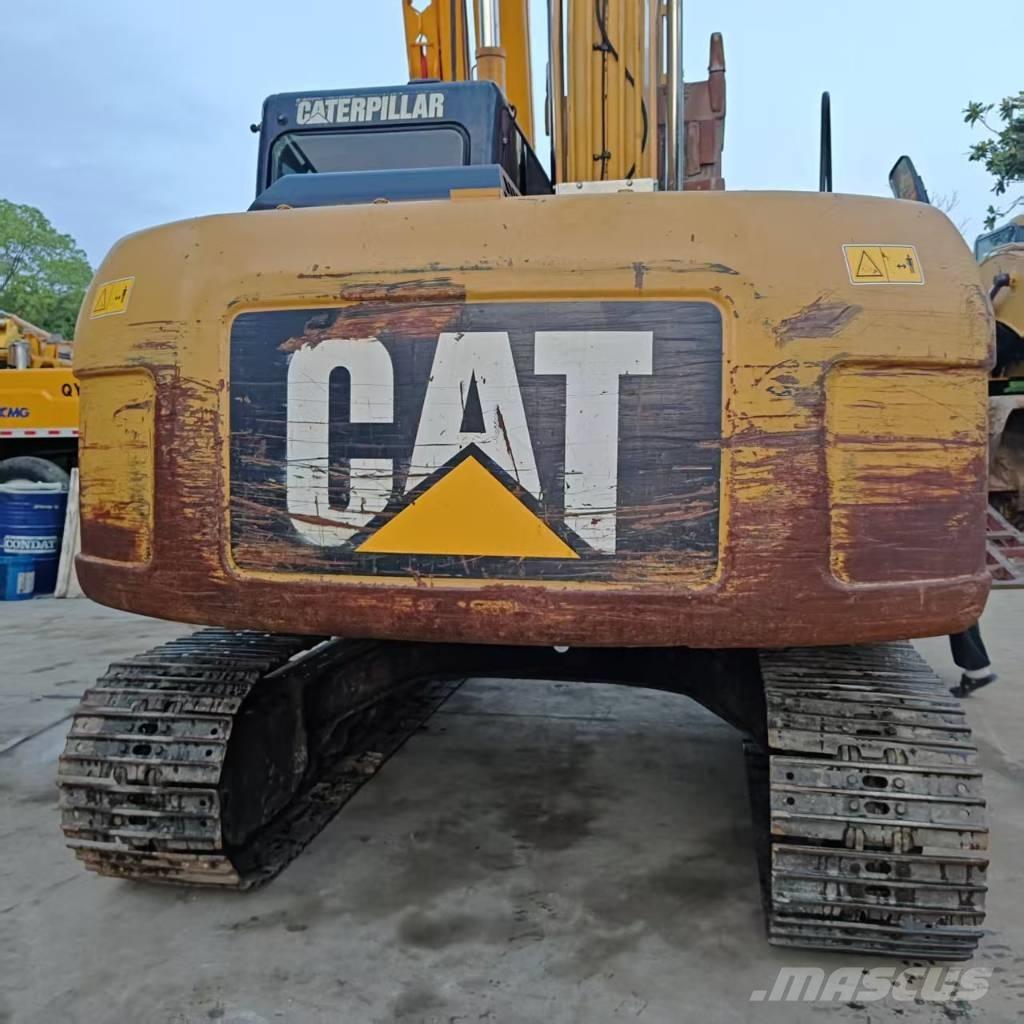 CAT 313 D Vikšriniai ekskavatoriai