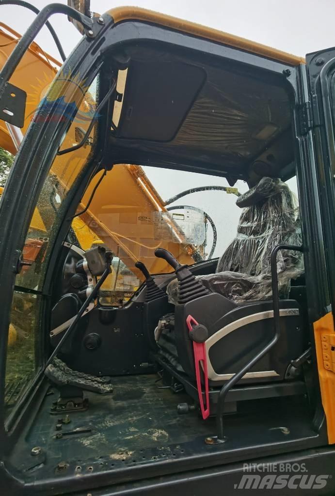 Hyundai R220LC-9S Ratiniai ekskavatoriai