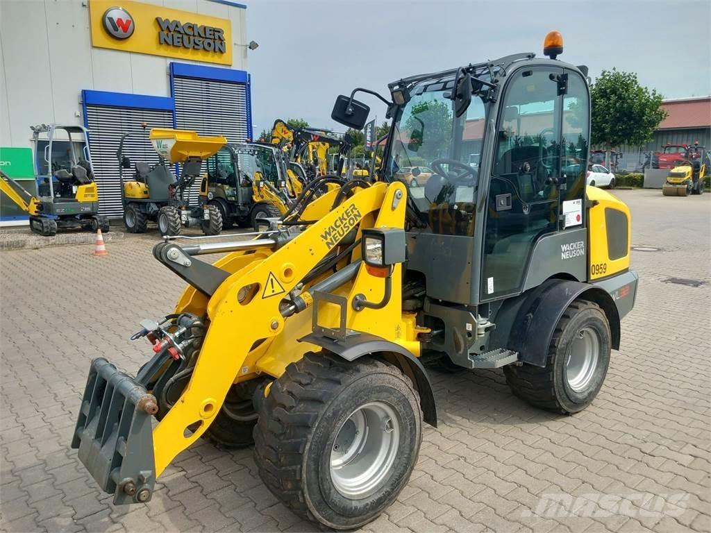 Wacker Neuson WL32 Naudoti ratiniai krautuvai