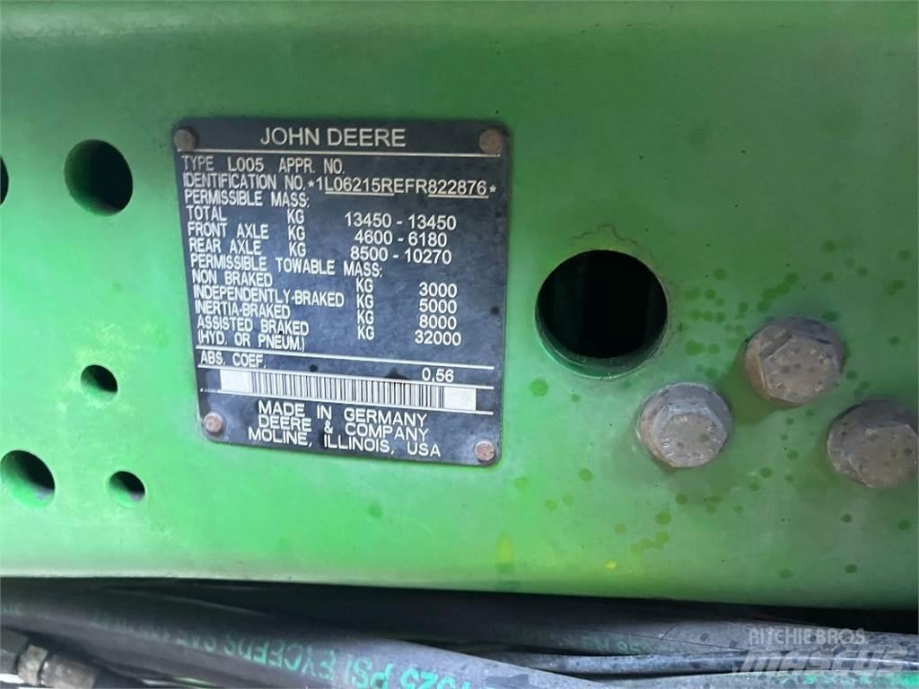 John Deere 6215R Traktoriai