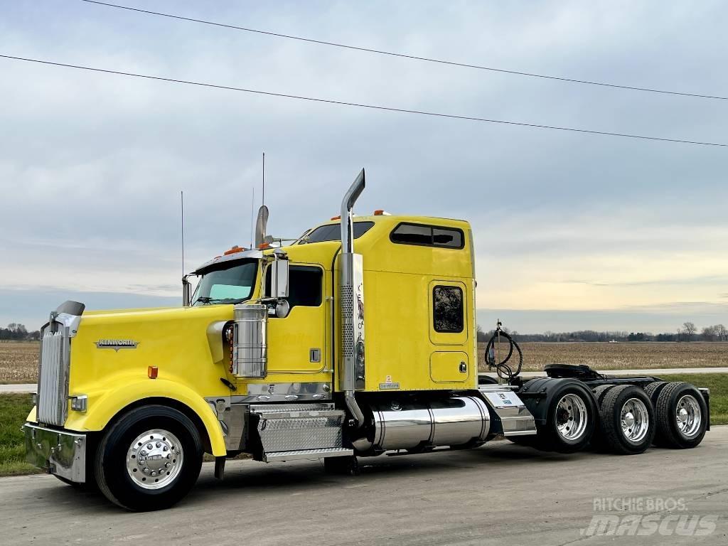 Kenworth W 900 Naudoti vilkikai
