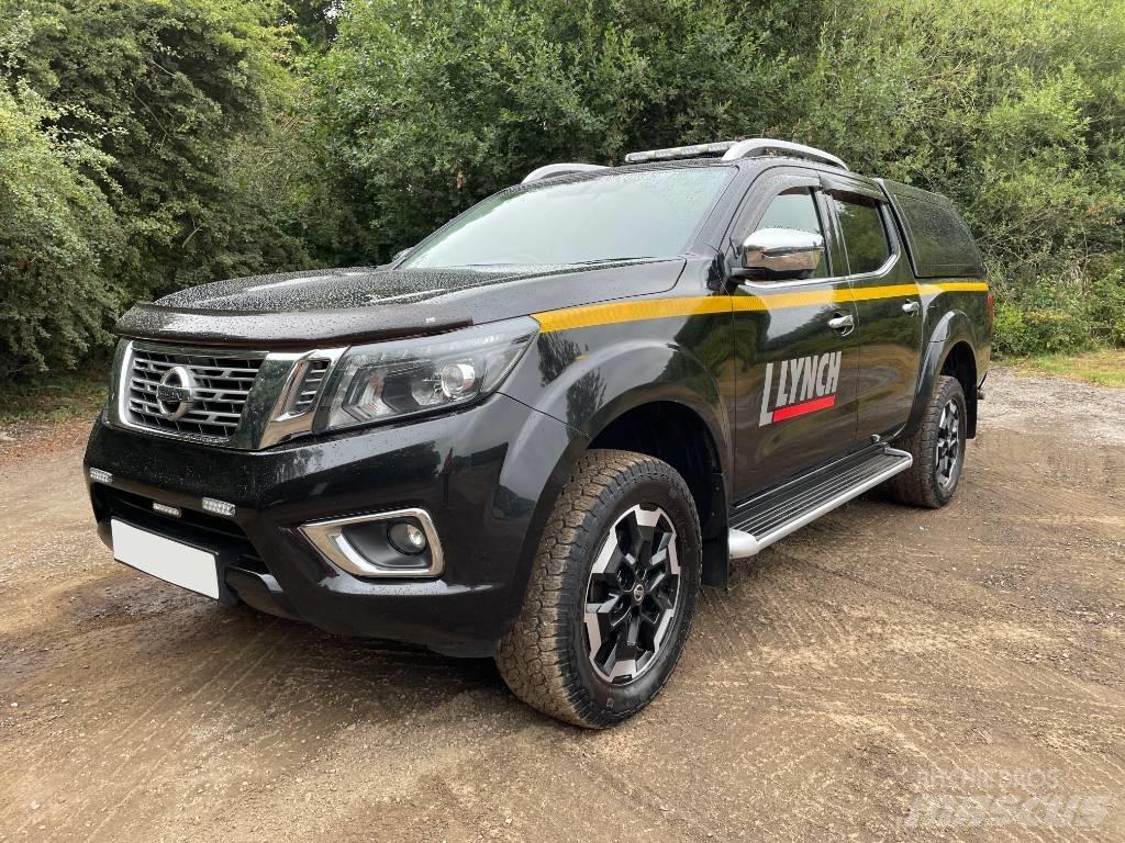 Nissan Navara Pikapai / Bortiniai sunkvežimiai