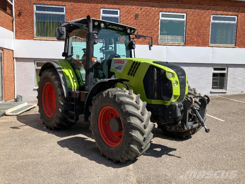 CLAAS Arion 640 CIS+ Traktoriai