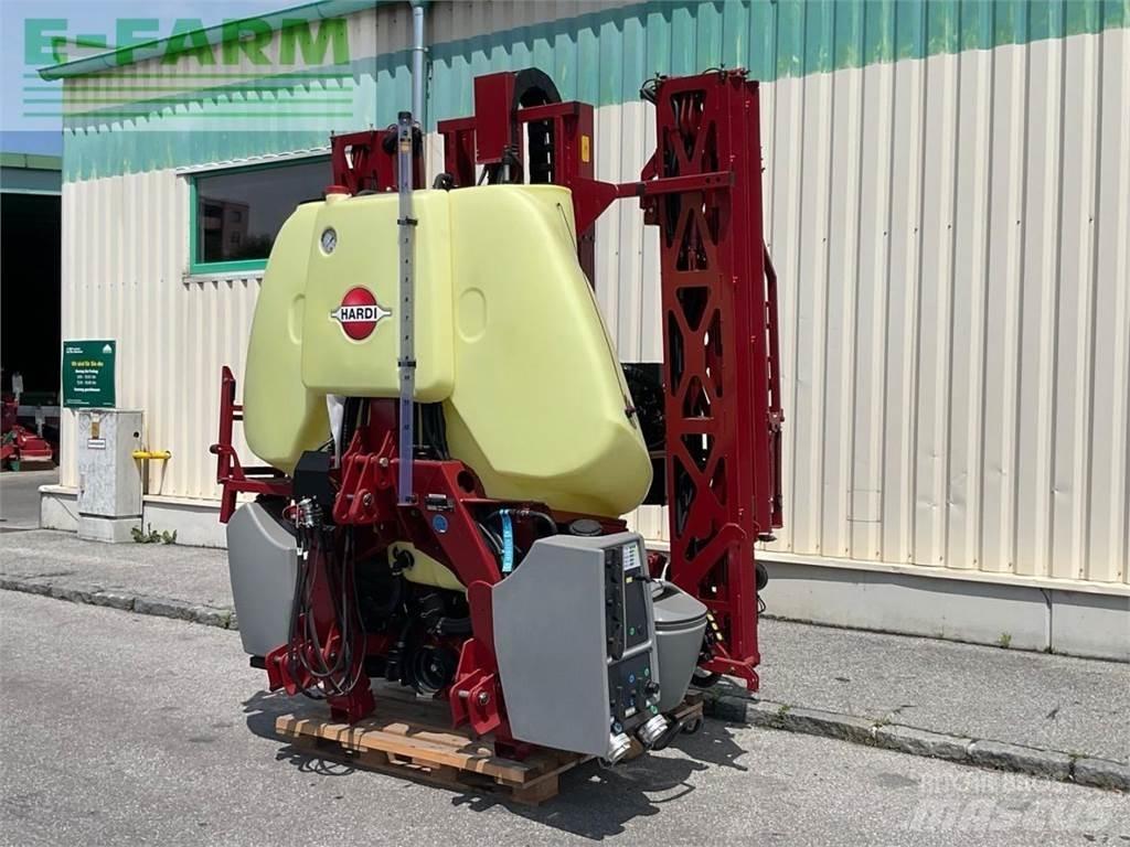 Hardi Mega 1200 Prikabinami purkštuvai