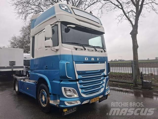 DAF XF 440 Naudoti vilkikai