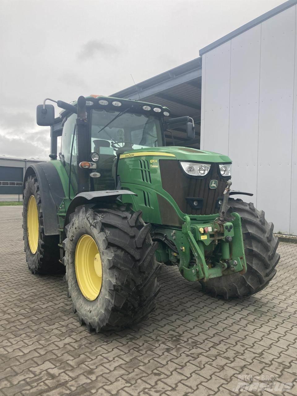 John Deere 6170R Traktoriai