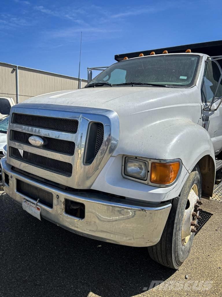 Ford F 650 Savivarčių priekabų vilkikai