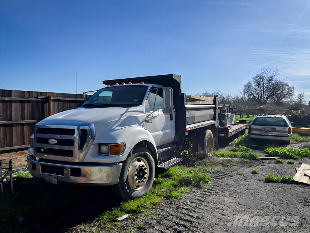 Ford F 650 Savivarčių priekabų vilkikai