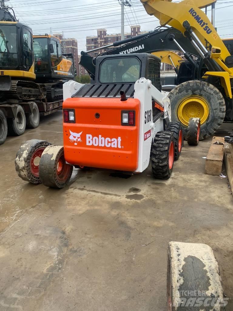 Bobcat S160 Krautuvai su šoniniu pasukimu