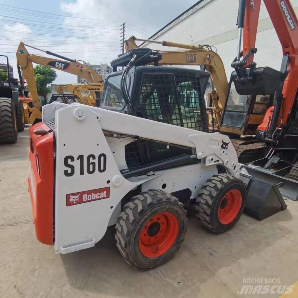 Bobcat S160 Krautuvai su šoniniu pasukimu