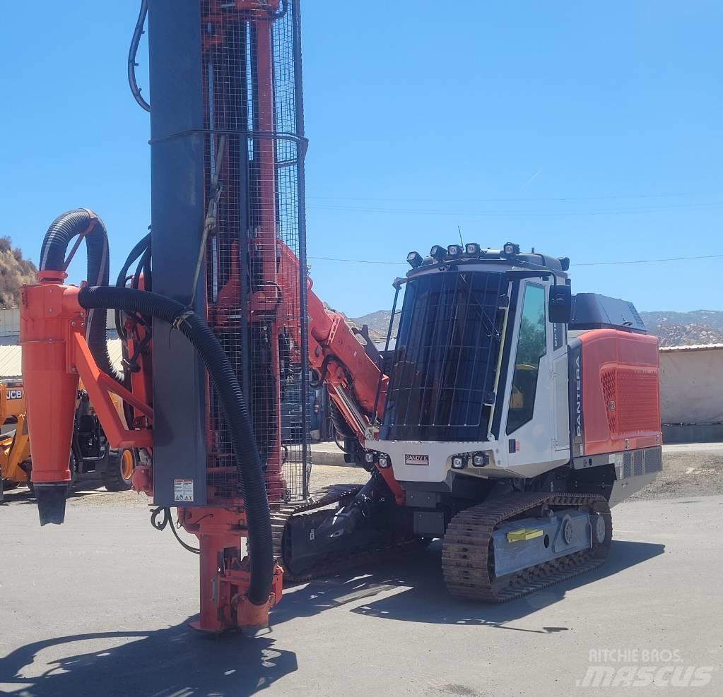 Tamrock PANTERA 1500 Žemės paviršiaus gręžimo technika