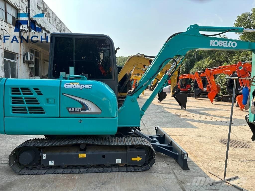 Kobelco SK60-8 Vikšriniai ekskavatoriai