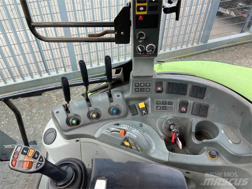 CLAAS Arion 440 Traktoriai