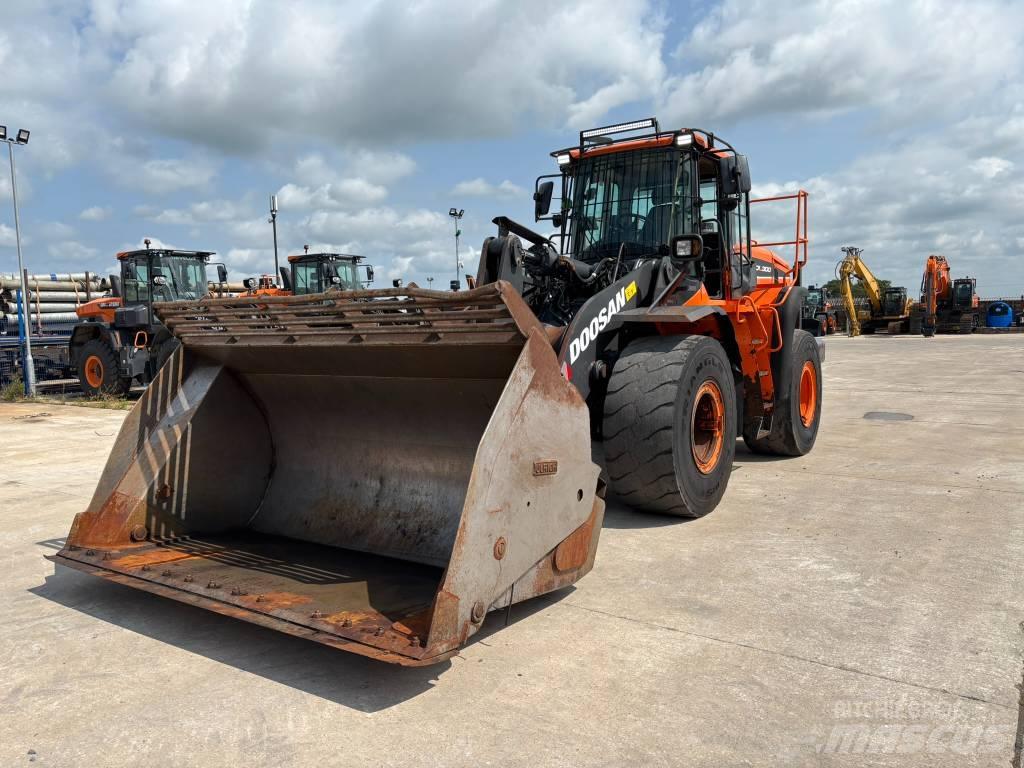 Doosan DL 300-5 Naudoti ratiniai krautuvai