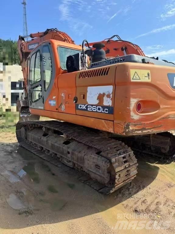 Doosan DX 260LC Vikšriniai ekskavatoriai