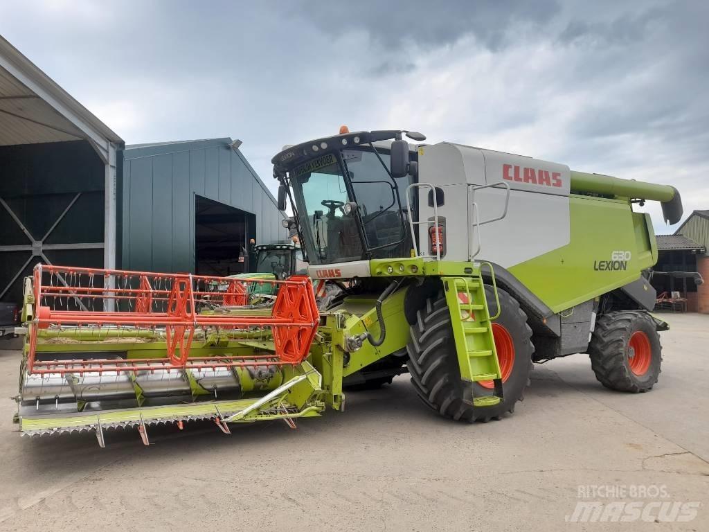 CLAAS Lexion 630 Derliaus nuėmimo kombainai