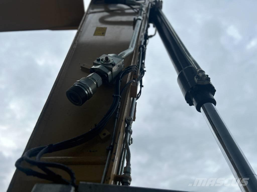 CAT M318F Ratiniai ekskavatoriai