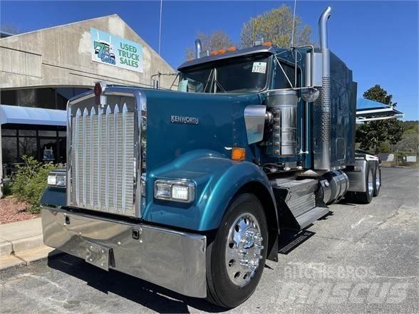 Kenworth W900L Naudoti vilkikai