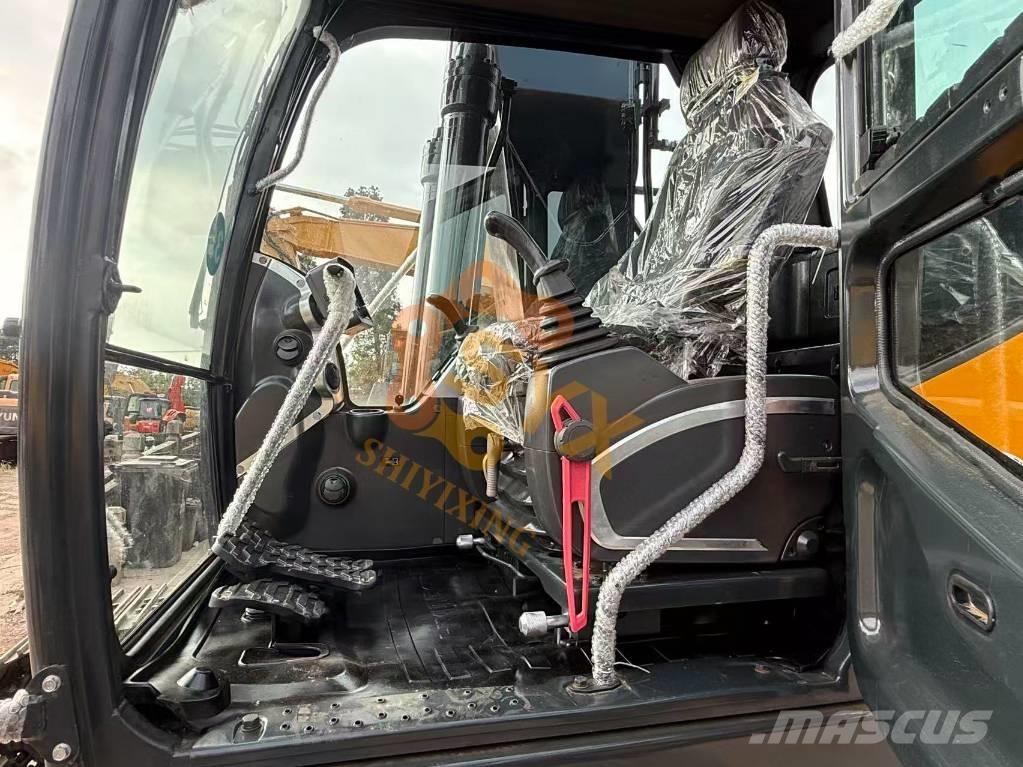 Hyundai Robex 220-9S Vikšriniai ekskavatoriai