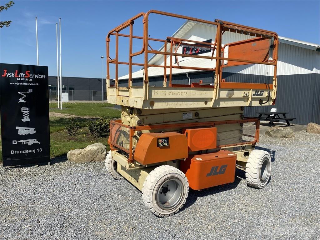 JLG 3969 E Žirkliniai keltuvai