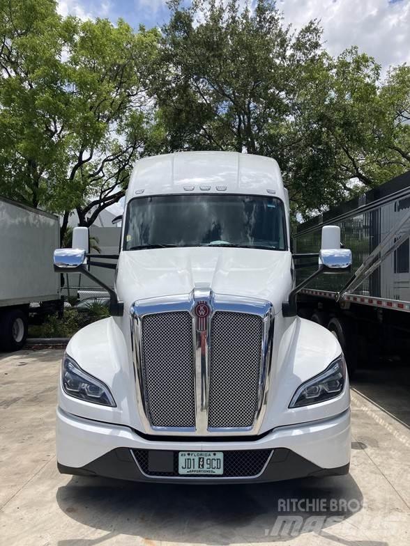 Kenworth T680 Naudoti vilkikai