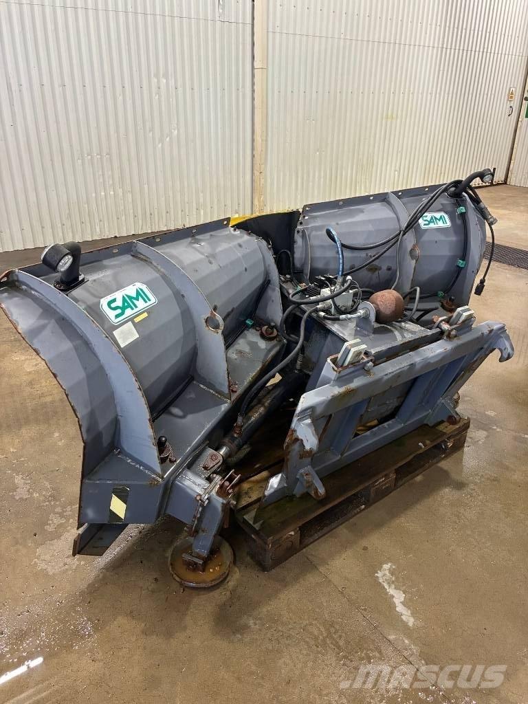 Sami VM 2400 Sniego valytuvai