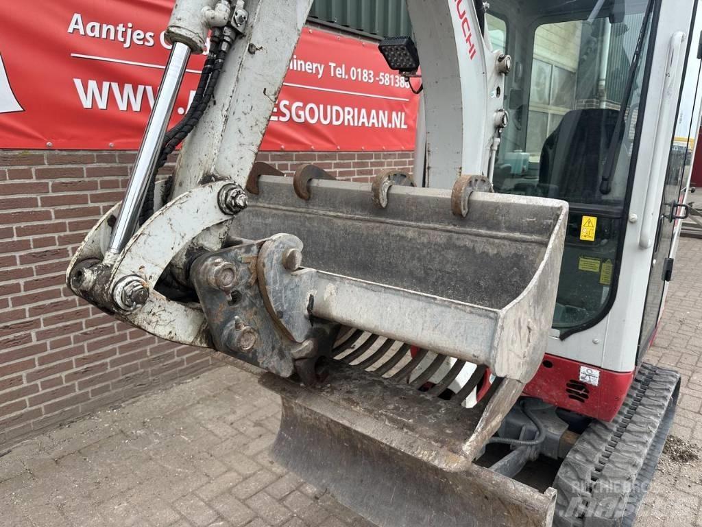 Takeuchi TB216 Mini ekskavatoriai < 7 t