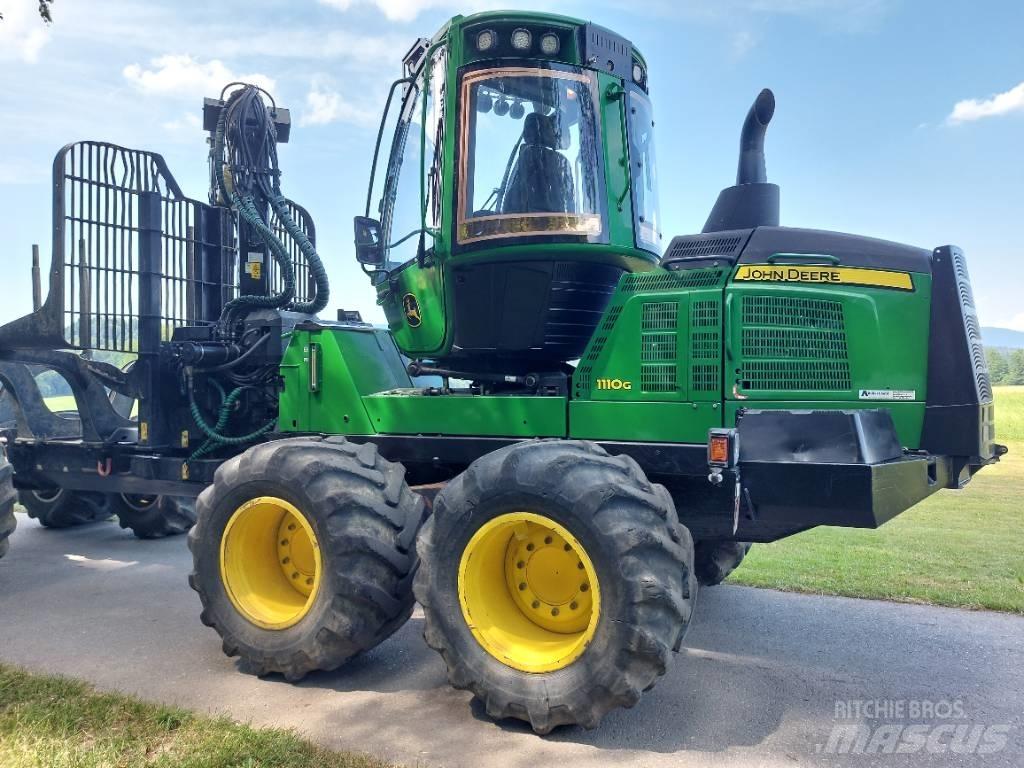 John Deere 1110G Naudoti miškovežiai (Forvarderiai)